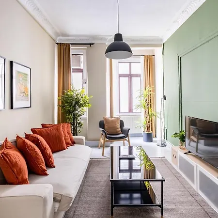 Apartment Modern Flat With Location In Beyoglu